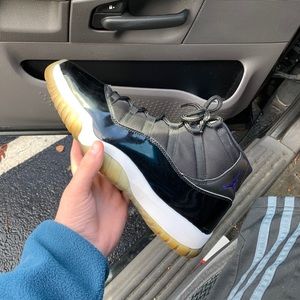 Jordan 11 space jam